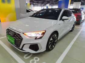 奥迪A3 2023款 改款 A3L Limousine 35 TFSI 时尚运动型