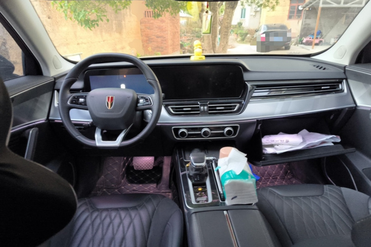 红旗HS5 2023款 2.0T 旗享Pro版中控内饰12