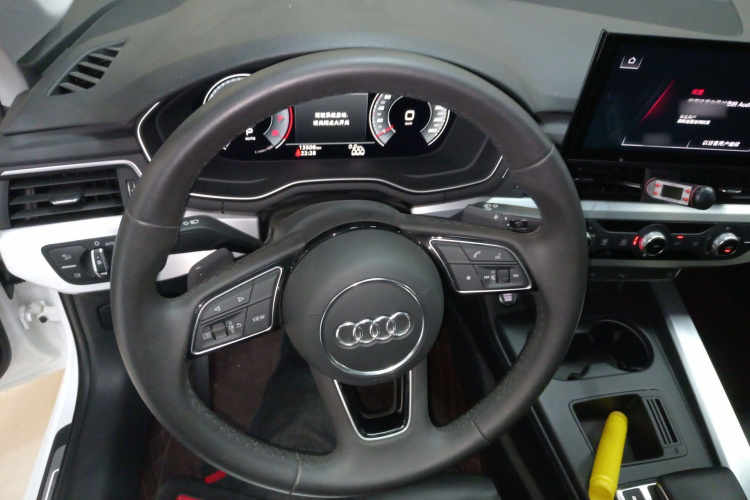 奥迪A4L 2022款 40 TFSI 时尚动感型局部细节13