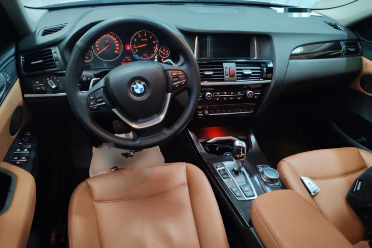 宝马X4 2014款 xDrive20i X设计套装中控内饰7002