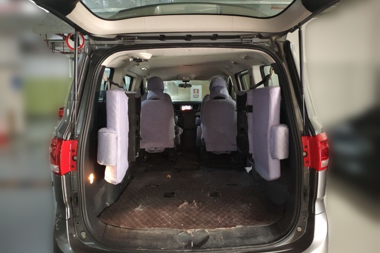 上汽大通MAXUS 大通G10 2019款 PLUS 2.0T 自动精英版 国VI局部细节23