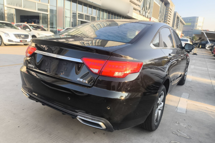 吉利汽车 帝豪GL 2017款 1.8L DCT精英型车身外观7