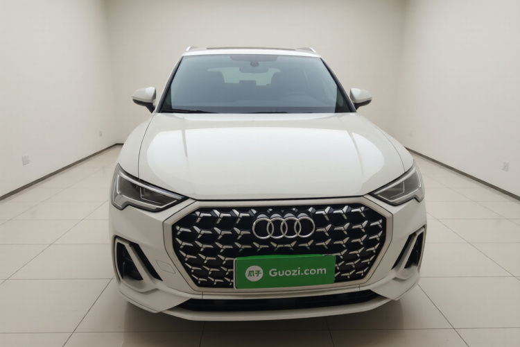 奥迪Q3 2024款 35 TFSI 时尚动感型车身外观2