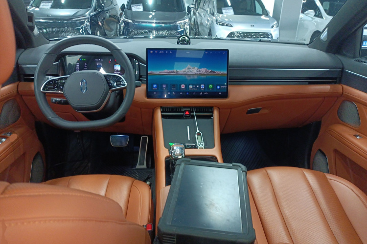 鸿蒙智行 问界M7 2024款 1.5T 智驾四驱Max版 5座中控内饰7002