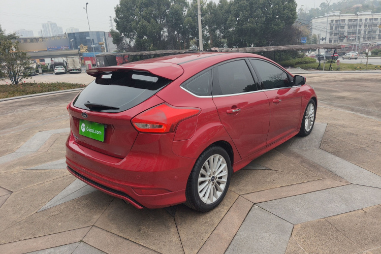 福特 福克斯 2015款 两厢 EcoBoost 180 自动运动型车身外观7