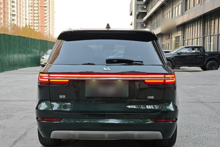 理想汽车 理想ONE 2021款 增程6座版车身外观6005