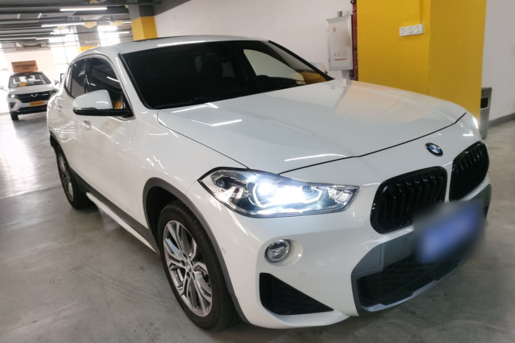 宝马X2(进口) 2019款 sDrive25i 领先型M越野套装 国VI车身外观3