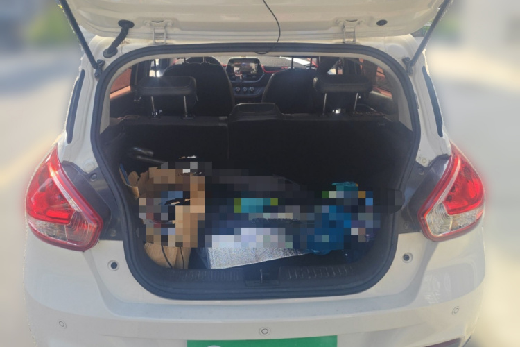 宝骏310 2017款 1.5L 自动时尚型局部细节23