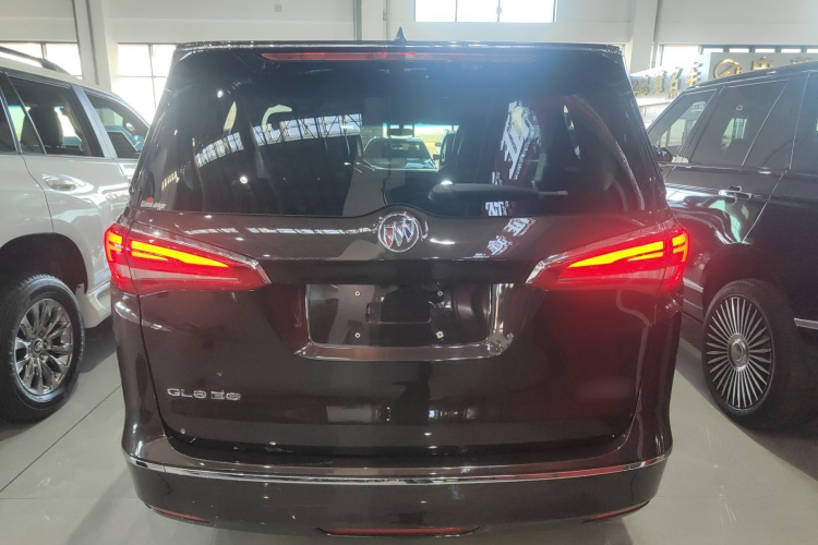别克GL8 2017款 ES 28T 尊享型 国V车身外观6