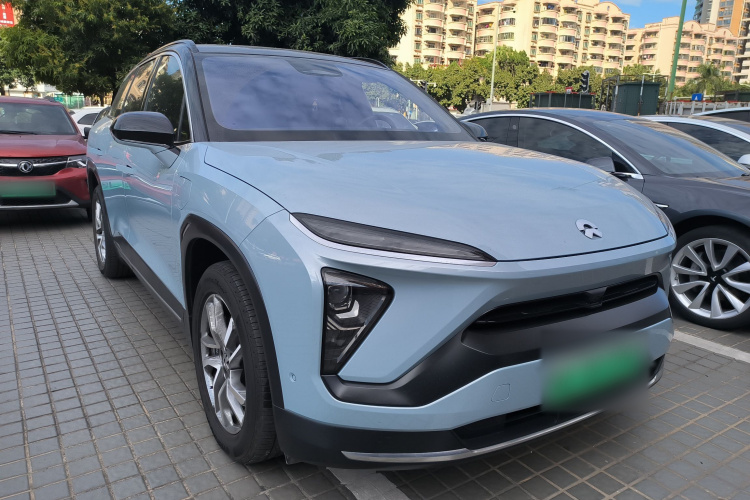 蔚来ES6 2020款 420KM 运动版车身外观3