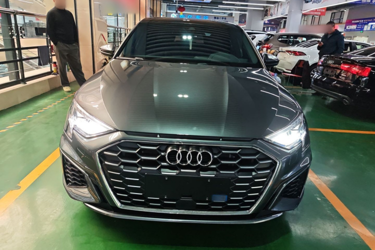 奥迪A3 2024款 Sportback 35 TFSI 时尚运动型车身外观6001