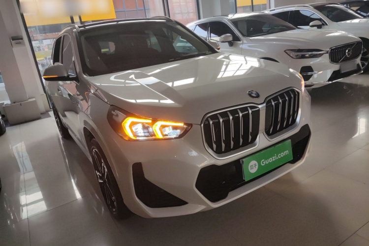 宝马X1 2023款 sDrive25Li M运动套装车身外观3