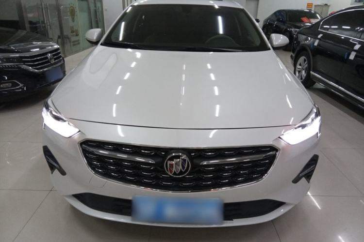 别克 君威 2023款 552T 智享型车身外观2