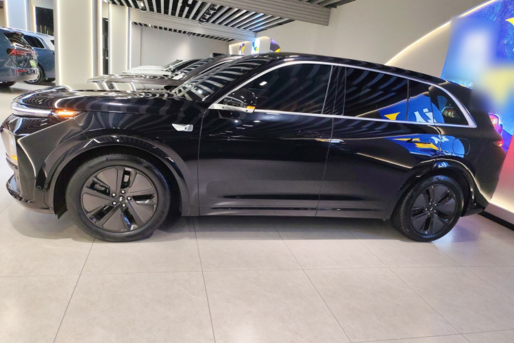 理想汽车 理想L7 2024款 Pro车身外观4