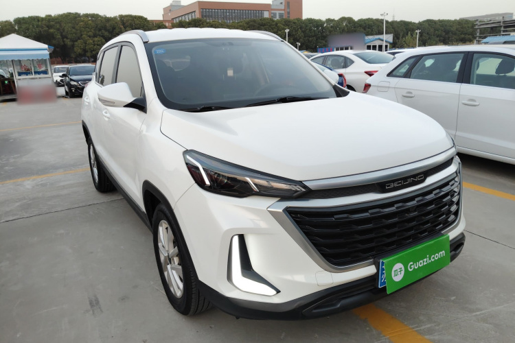 北京汽车 北京X3 2019款 1.5T CVT荣耀版车身外观3