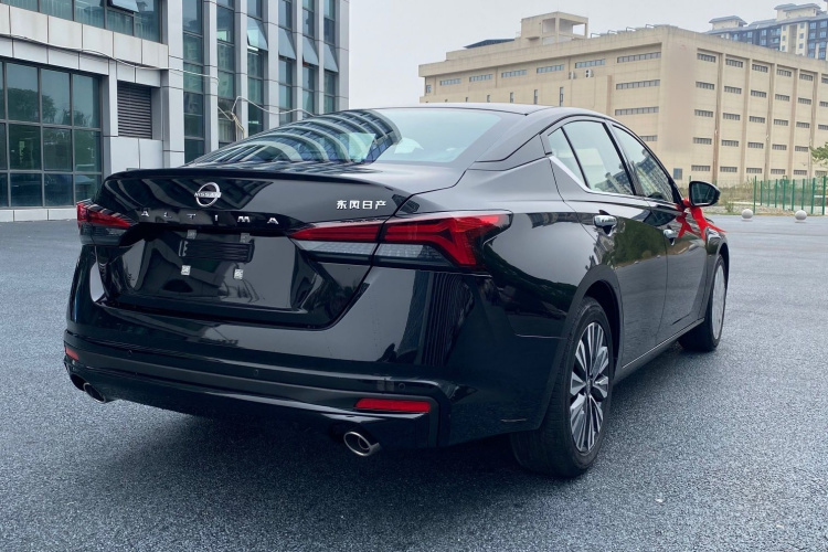 日产 天籁 2024款 2.0L XE 真心版车身外观6002