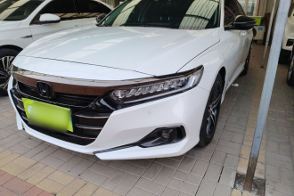 本田 雅阁 2022款 260TURBO 幻夜·尊贵版