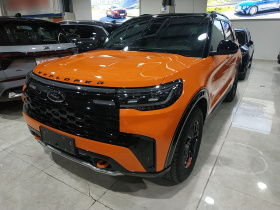 福特 探险者 2024款 2.3T EcoBoost 昆仑巅峰版 7座