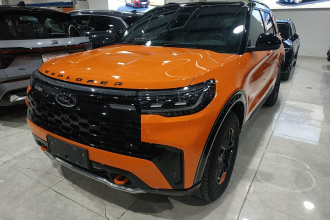 福特 探险者 2024款 2.3T EcoBoost 昆仑巅峰版 7座