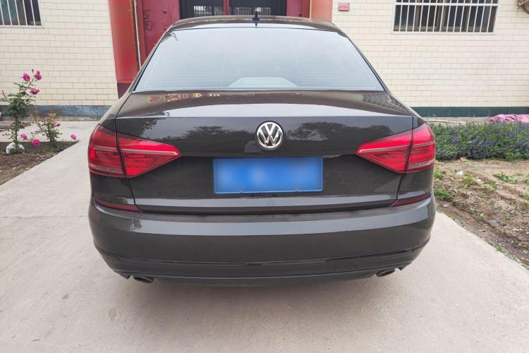 大众 帕萨特 2017款 330TSI DSG尊荣版车身外观6004