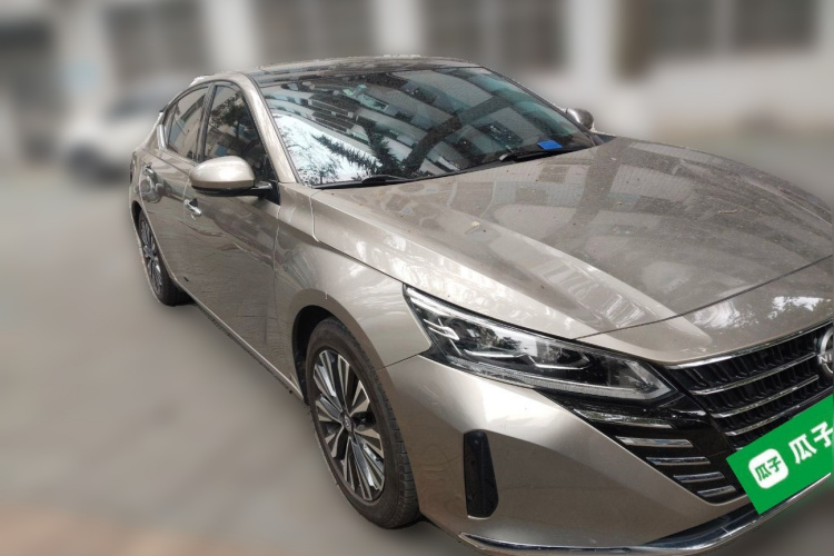 日产 天籁 2022款 2.0L XL-TLS 悦享版车身外观3