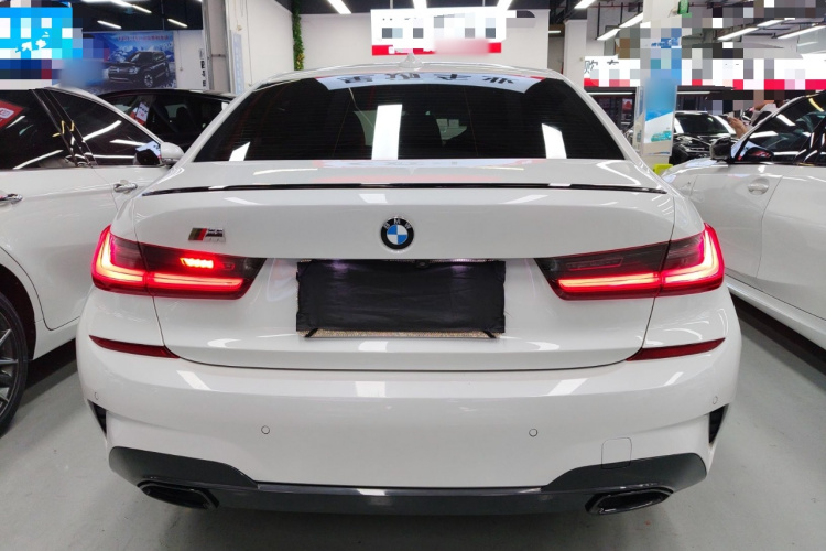 宝马3系 2021款 325Li M运动曜夜套装车身外观6