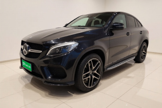 奔驰GLE轿跑 2017款 GLE 500 4MATIC 轿跑SUV