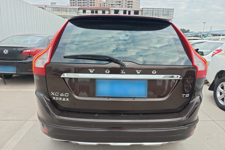 沃尔沃XC60 2017款 T5 智行升级版车身外观6