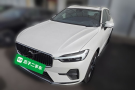 沃尔沃XC60 2025款 B5 四驱智远豪华版