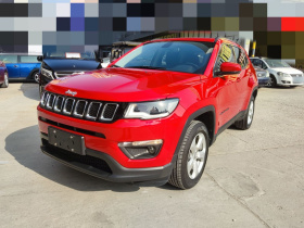 Jeep 指南者 2019款 200T 自动家享四驱-互联大屏版