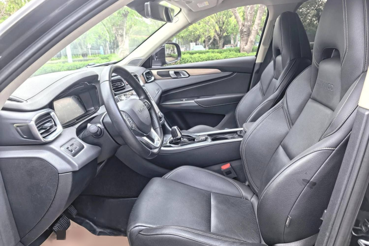 领克01 2019款 2.0T 两驱型Pro版 国VI局部细节19