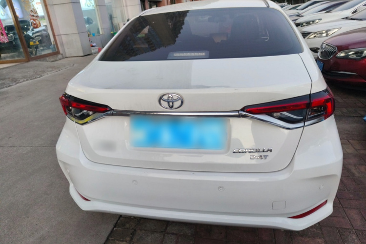 丰田 卡罗拉 2021款 1.2T S-CVT 豪华版车身外观6