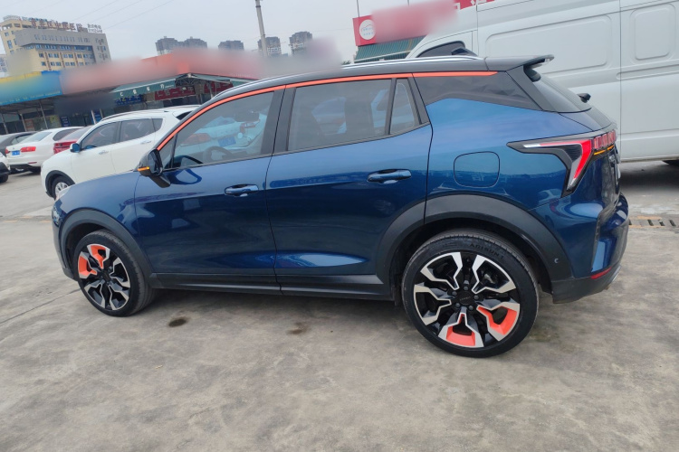 领克06 2020款 1.5T 耀Halo车身外观4