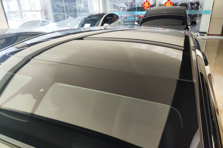 特斯拉 Model Y 2023款 长续航全轮驱动版局部细节57