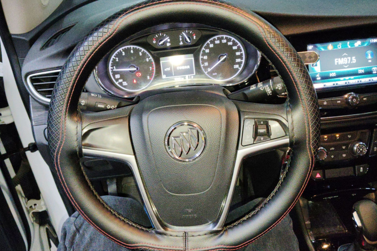 别克 昂科拉 2018款 18T 自动两驱都市领先型中控内饰13