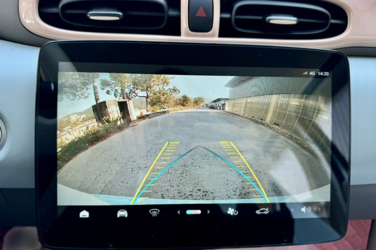 零跑汽车 零跑T03 2023款 403轻享版中控内饰7007