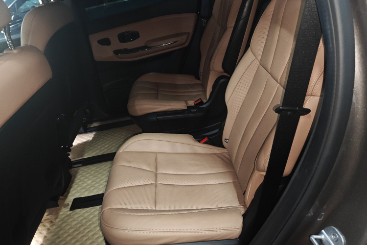 蔚来ES8 2020款 580KM 六座版中控内饰21