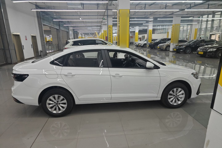 大众 朗逸 2025款 新锐 1.5L 出众新逸版车身外观6002