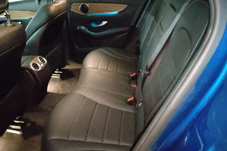 奔驰GLC轿跑 2019款 GLC 260 4MATIC 轿跑SUV中控内饰21