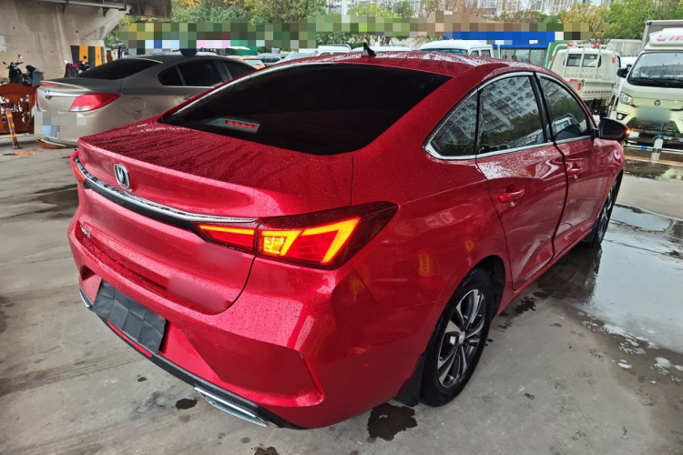 长安 逸动 2021款 PLUS 蓝鲸NE 1.4T GDI DCT尊贵型车身外观6005