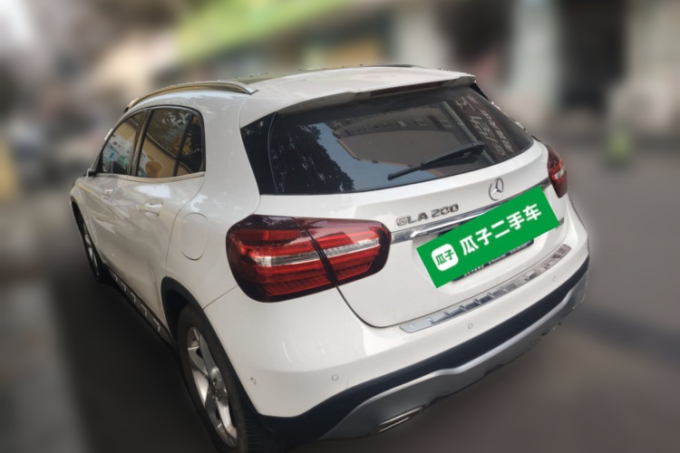 奔驰GLA 2017款 GLA 200 动感型车身外观5