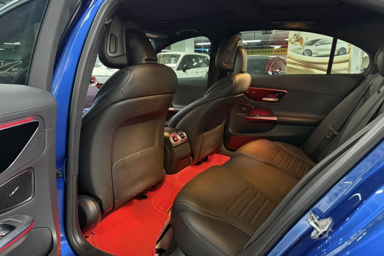 奔驰C级 2022款 C 260 L 运动版中控内饰7003
