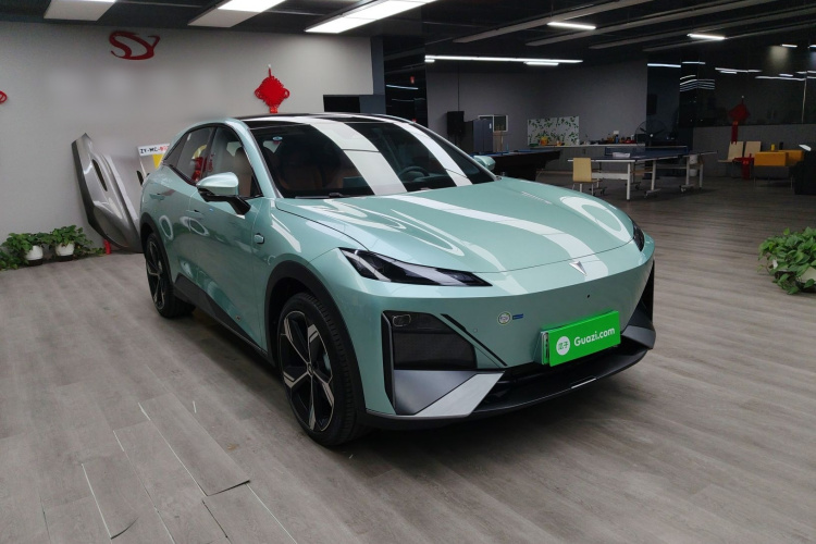 深蓝汽车 深蓝S07 2023款 200Max增程版车身外观3