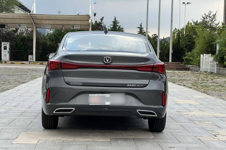 长安 逸动 2025款 PLUS 1.4T 双离合高能版车身外观6004