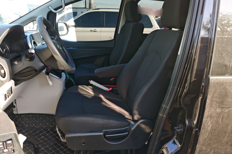 江淮瑞风 瑞风M3 2022款 1.8L 7座标准版局部细节19