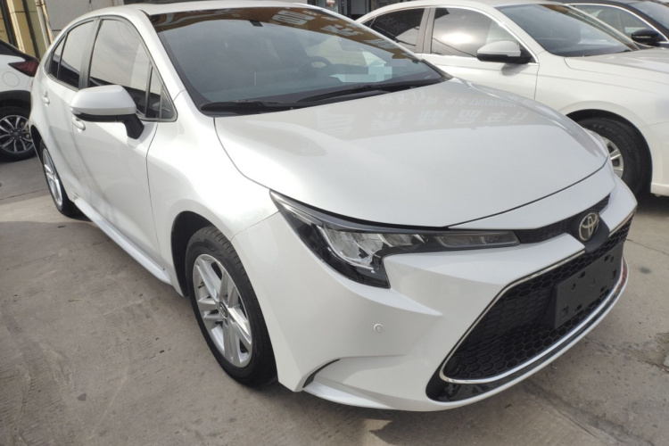 丰田 雷凌 2021款 185T CVT豪华版车身外观3