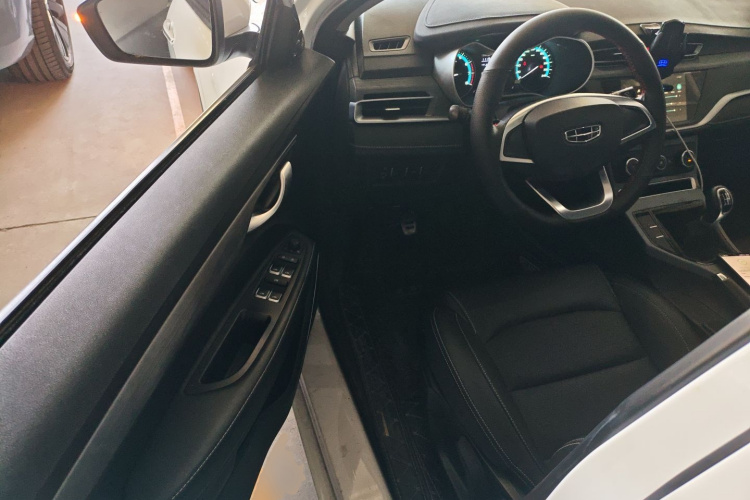 吉利汽车 帝豪 2021款 UP 1.5L 手动舒适型中控内饰20