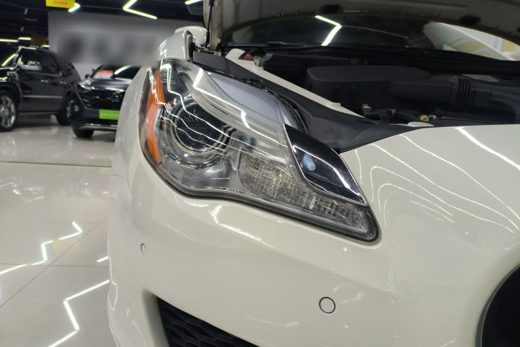 玛莎拉蒂 总裁 2013款 3.0T 标准型车身外观8