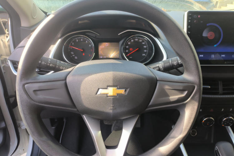 雪佛兰 科沃兹 2022款 325T 自动欣悦版中控内饰13