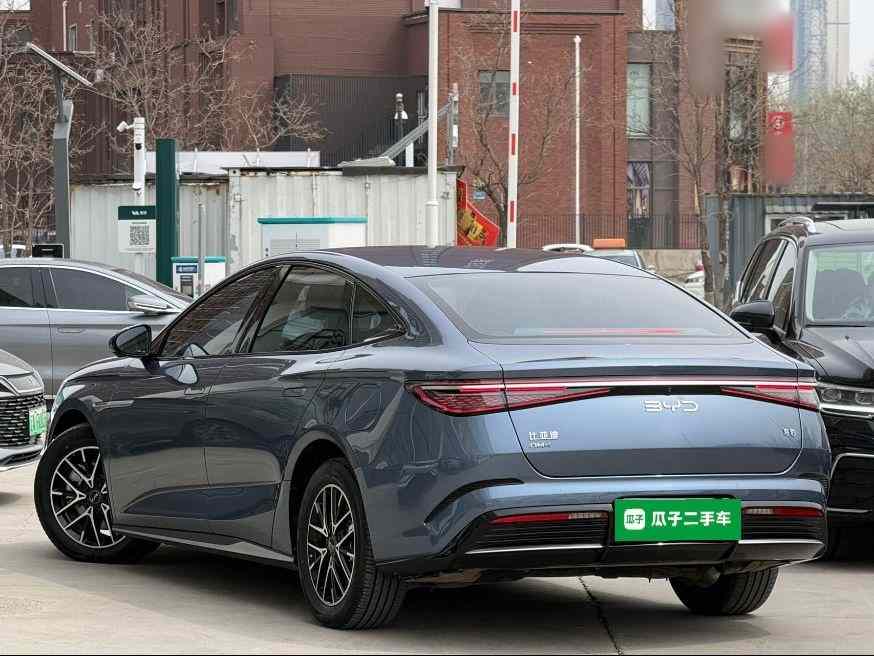 比亚迪 海豹 2024款 荣耀版 DM-i 1.5L 121km 精英型(3)